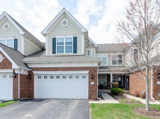 1225 Falcon Ridge Dr, Elgin, IL 60124