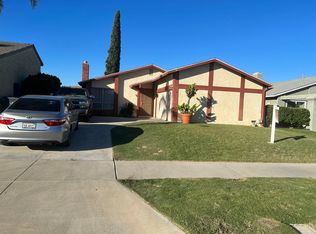 7027 Idyllwild Ln, Riverside, CA 92503