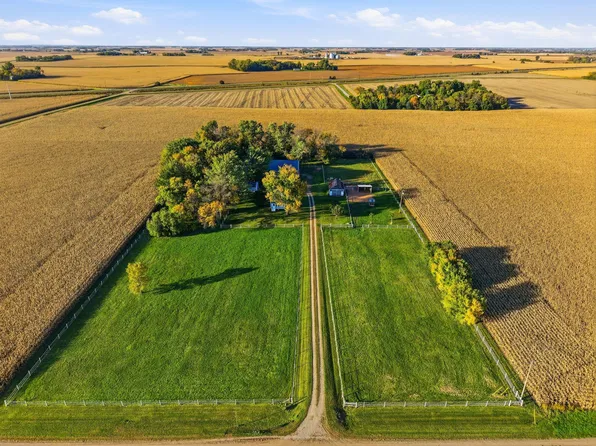 42390 260th St, Arlington, MN 55307