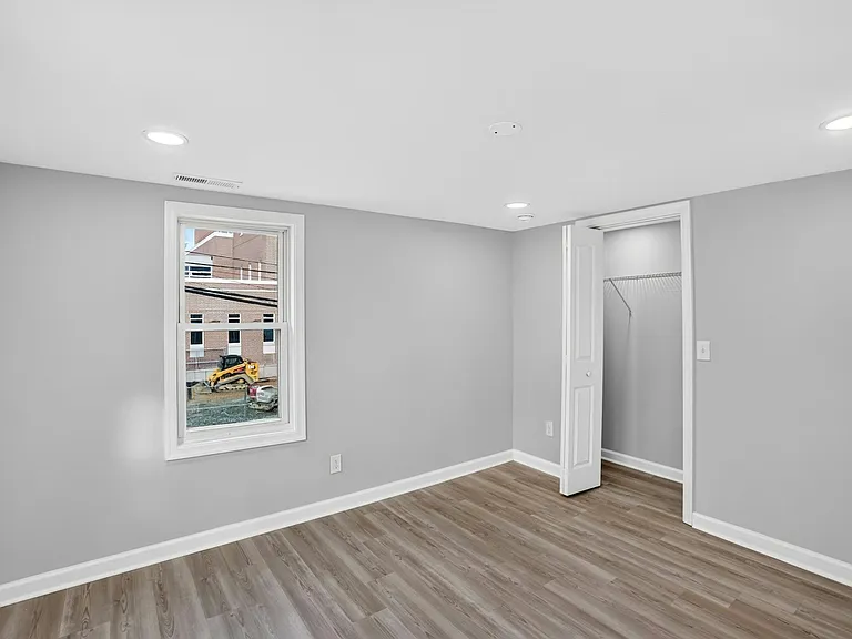 428 S Governors Ave #C — Photo 17
