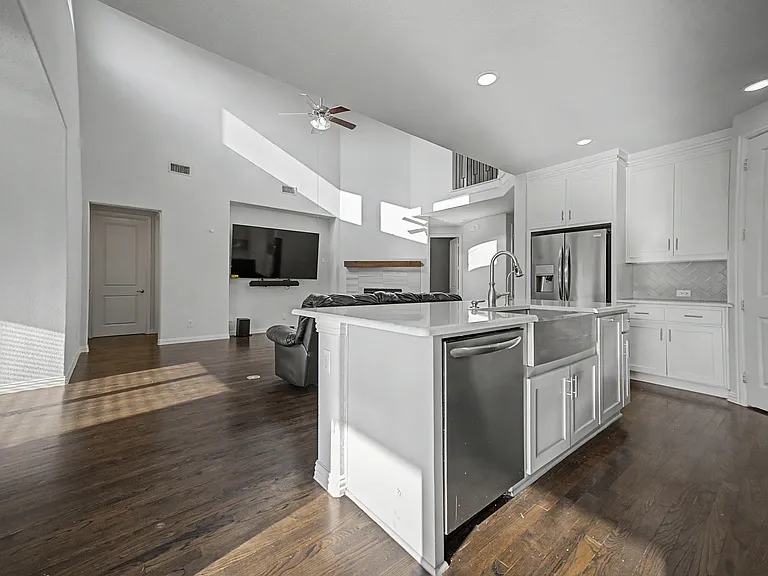6862 Mistley Park — Photo 14