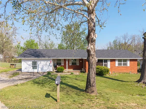 12 Mable Nell Rd, Van Buren, AR 72956