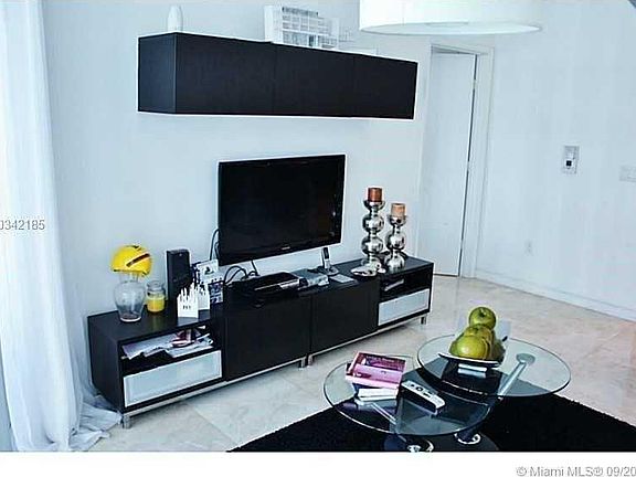 4th image of 495 Brickell Ave APT 1808