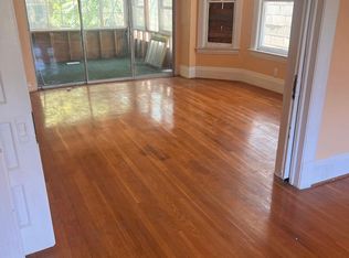 1165 W 36th Pl, Los Angeles, CA 90007