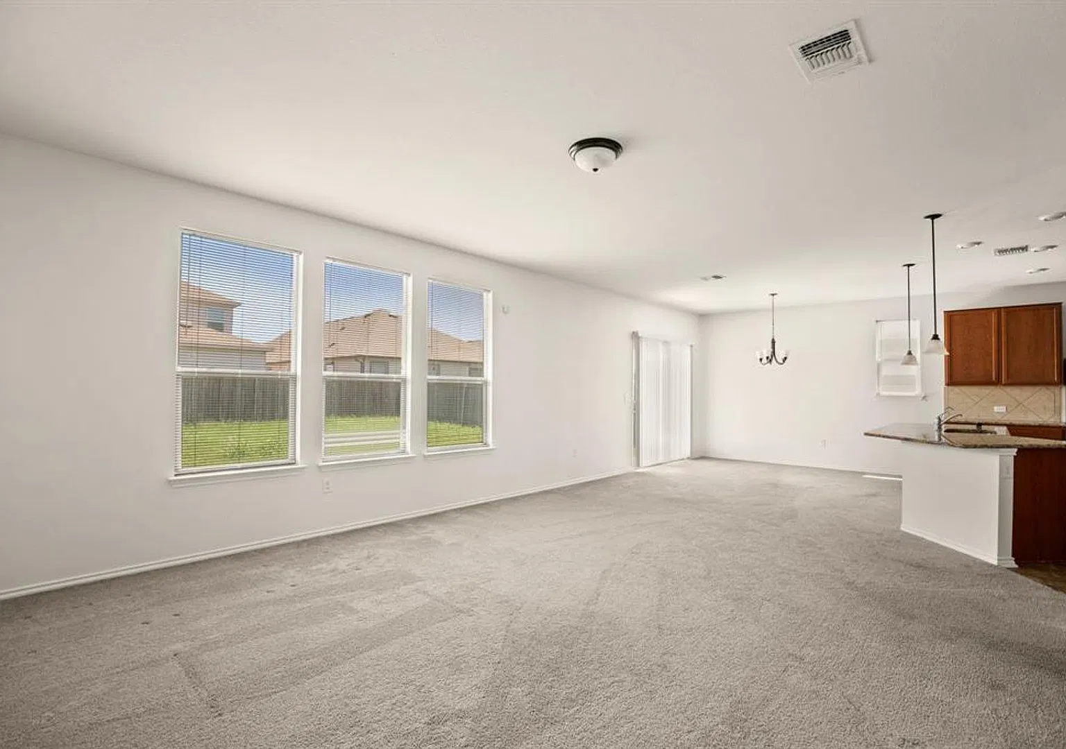 For Lease — Photo 3