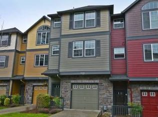 15400 SW Mica Ln, Beaverton, OR 97007