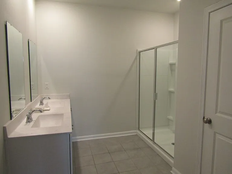 2165 Ainsley Dr — Photo 20