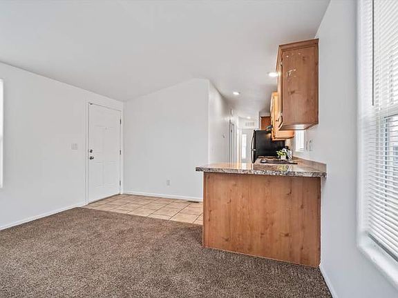3rd image of 5505 N Shannon Rd #23