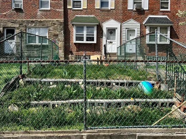 5440 Bingham St, Philadelphia, PA 19120