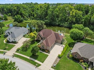 2546 Forest Hills Blvd, Greenwood, IN
