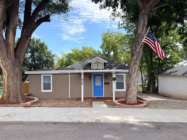 1608 Booker St, Hannibal, MO 63401