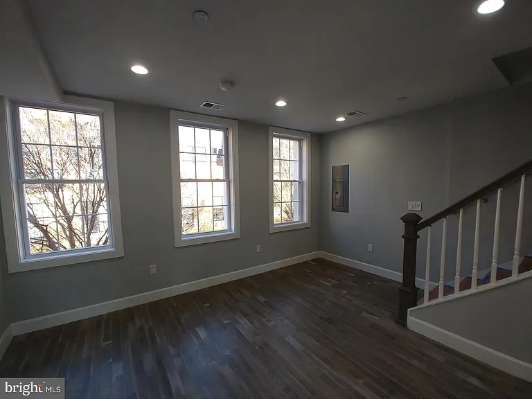 752 Lamont St NW #2 — Photo 11
