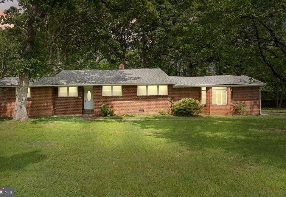 1st image of 12103 Andora Dr