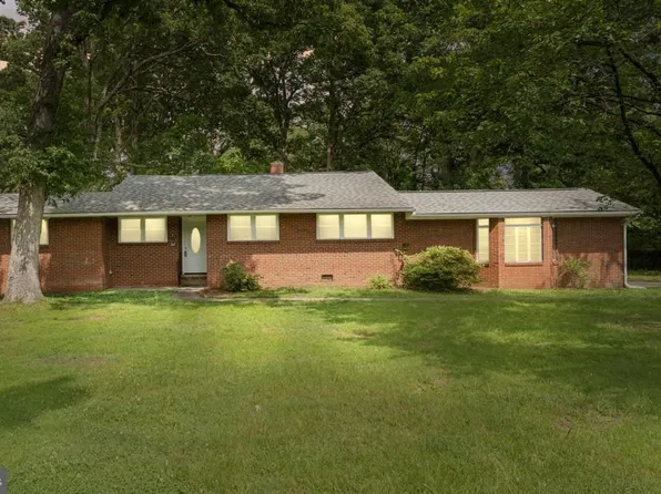 12103 Andora Dr, Fredericksburg, VA 22407