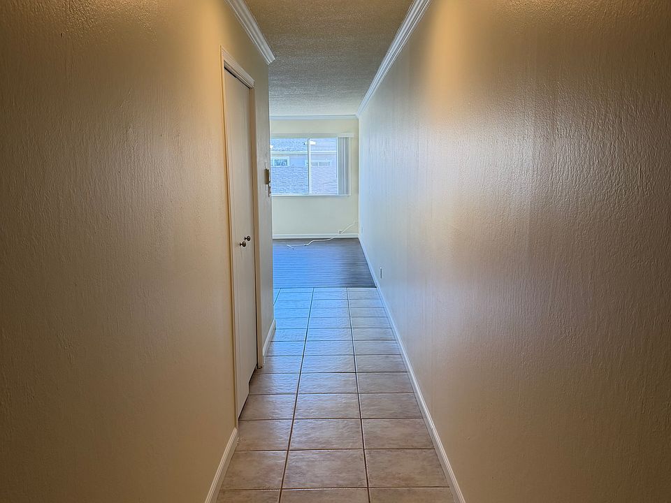 1st image of 1254 48th Ave APT 2