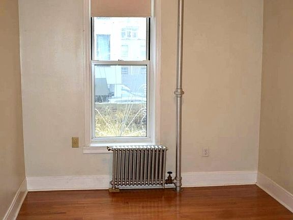 3rd image of 787 Sterling Pl #1