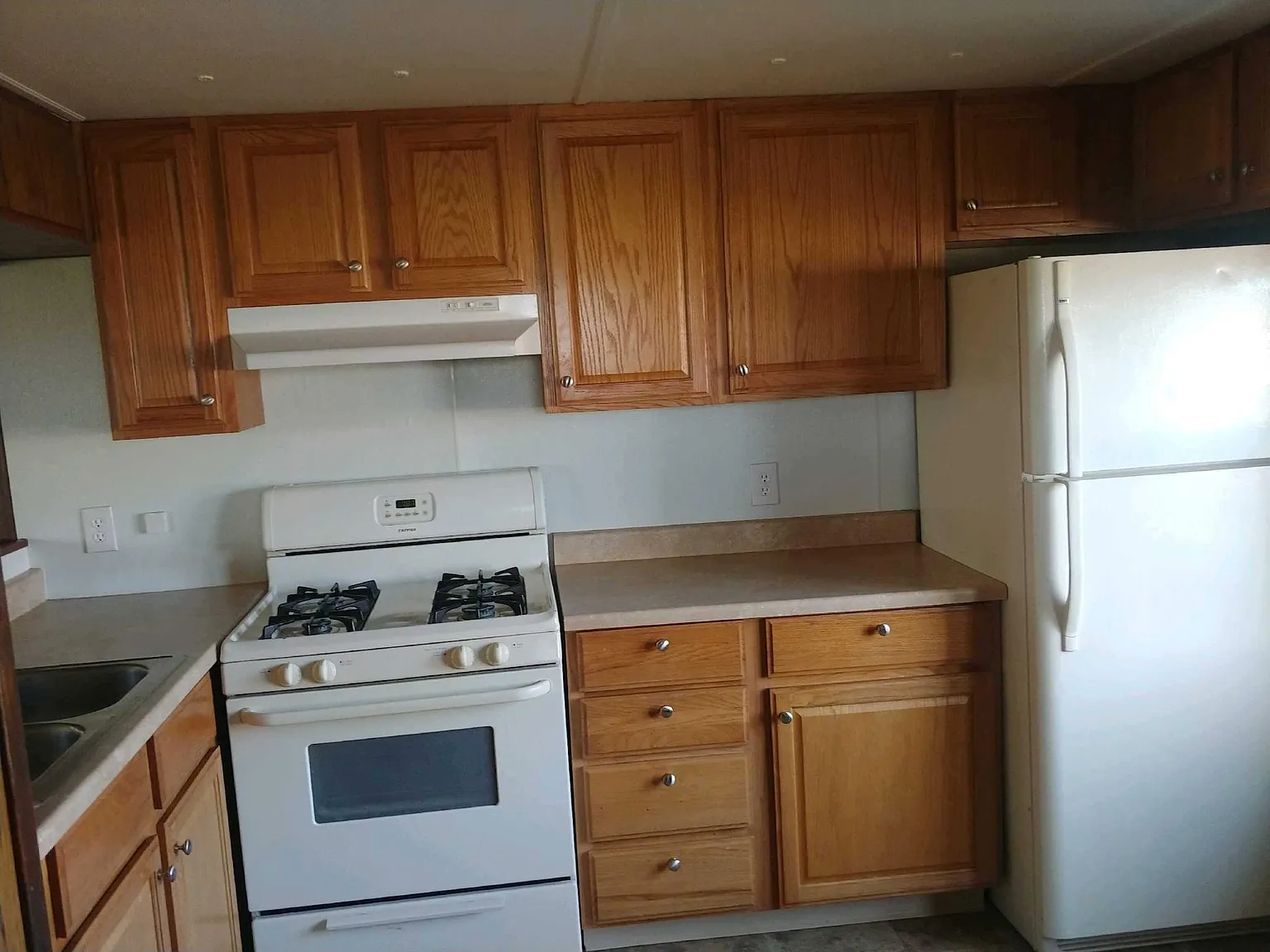 7174 N Montana Ave — Photo 2