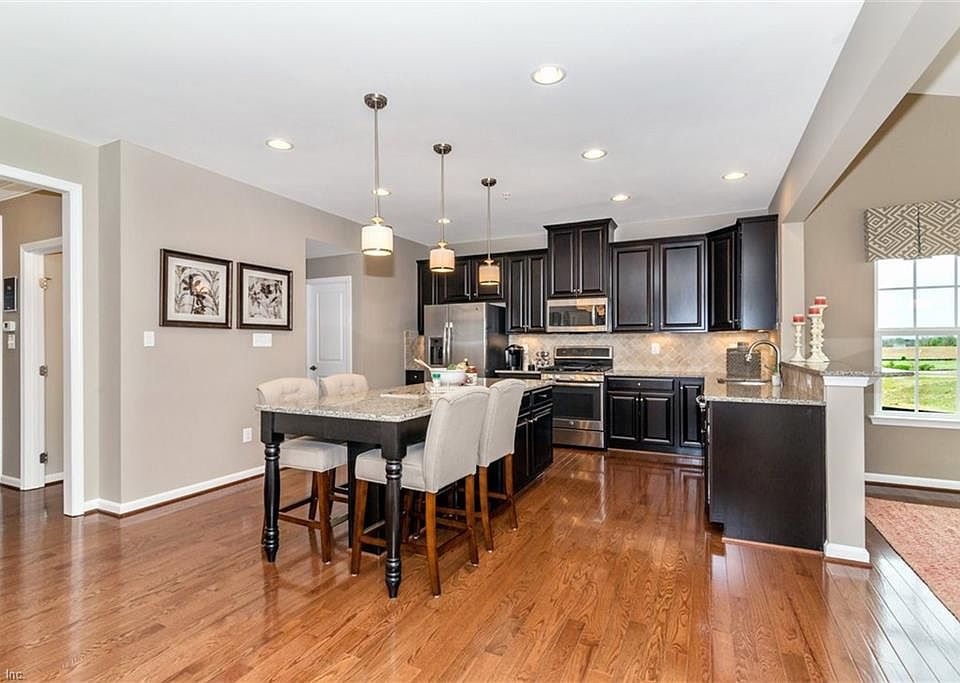 1st image of 227 Mayberry Ct