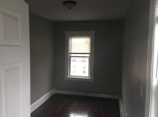 5 Putnam St, Newington, CT 06111