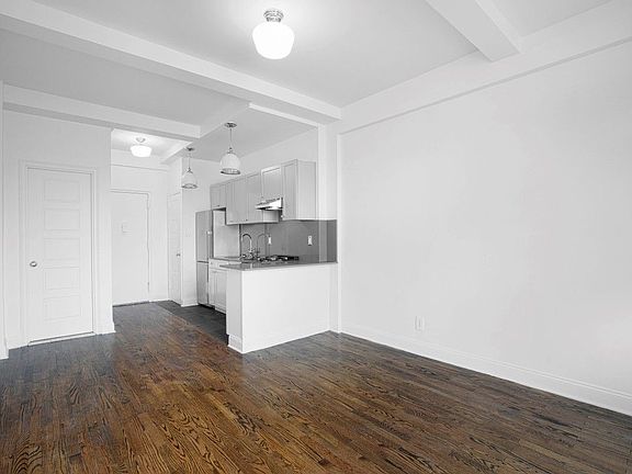 4th image of 160 W 71st St APT 14G
