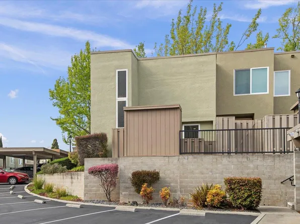 24280 Dover Ln, Hayward, CA 94541