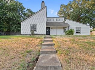 6108 Selkirk Dr, Memphis, TN 38115