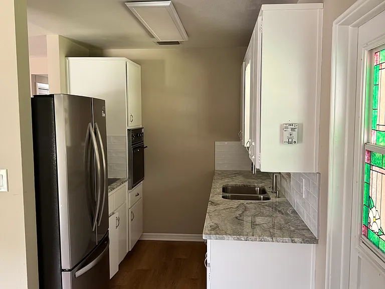 1514 Doreen Ave — Photo 6