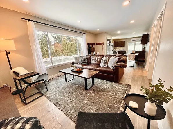 500 W Alaska Ave, Roslyn, WA 98941