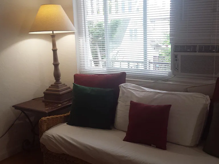 357 Hawthorne Ave #E — Photo 17