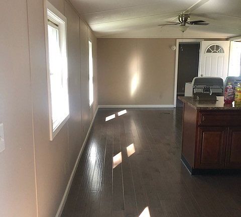 4th image of 1014 Ross Ln