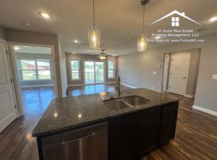 301 E Saint Eunice Rd APT 201, Fulton, MO 65251