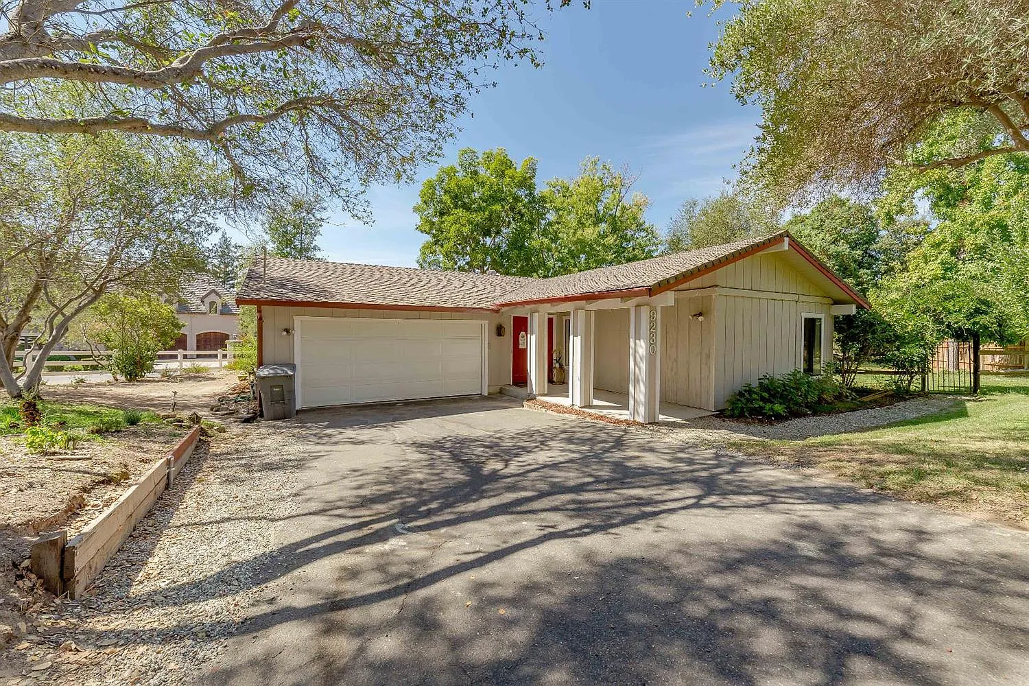 9230 Purdy Ln photo 1