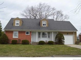 785 Niagara Pkwy, North Tonawanda, NY 14120