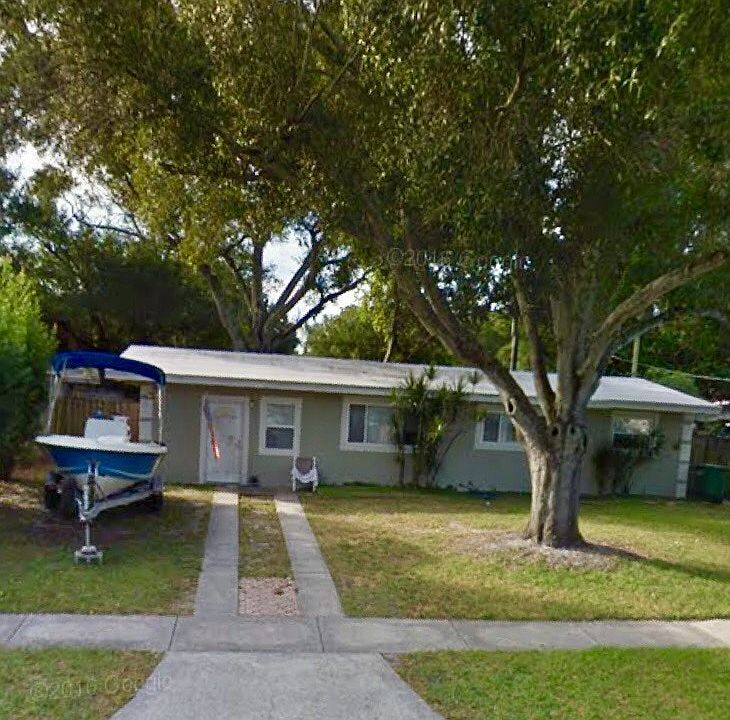 1st image of 4704 Wallace Ave