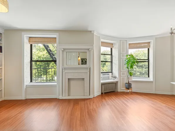 364 West 121st Street 4A image 1 of 33