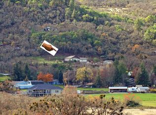 4618 Dark Hollow Rd, Medford, OR 97501