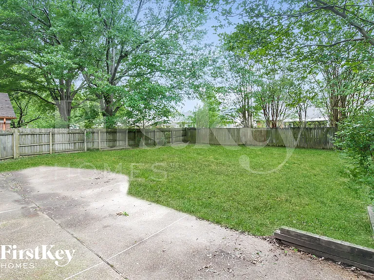 4619 Leash Ln — Photo 16