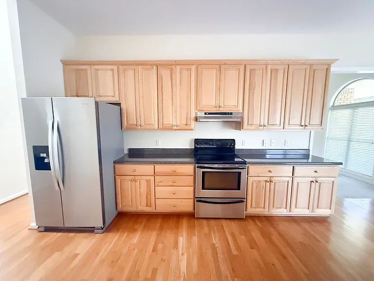 4565 Twin Creeks Dr — Photo 10
