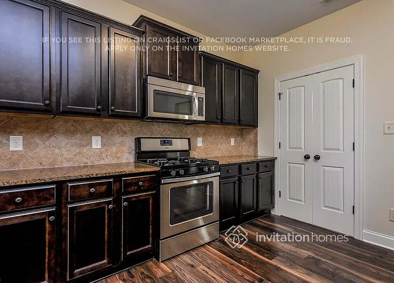 42 Pappy Ln — Photo 6