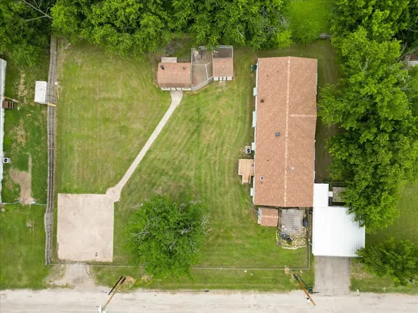 811 SW 21st St, Mineral Wells, TX 76067