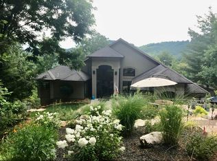 55 Raintree Lane, Blairsville, GA 30512