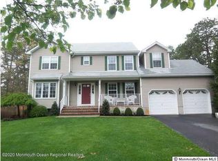 12 Chris Ann Ct, Jackson, NJ