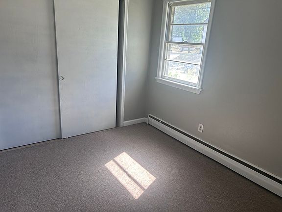 4th image of 183 Annapolis St W APT 2