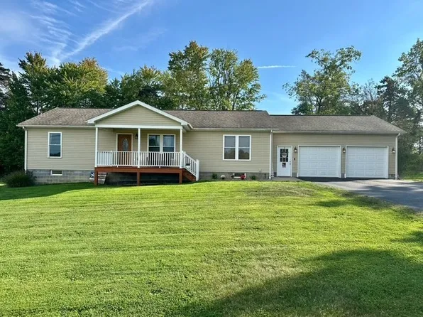 888 Enterprise Rd, Grove City, PA 16127