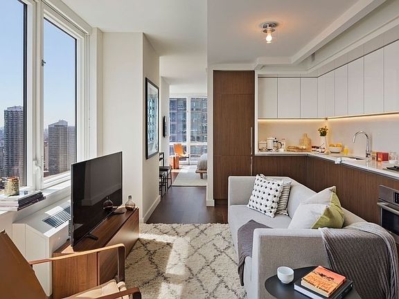 3rd image of 605 W 42nd St APT 46M