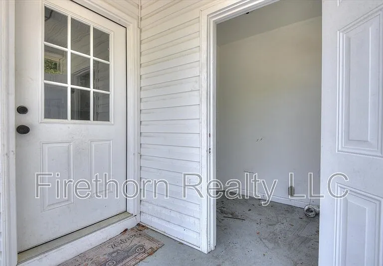1006 Skyview Dr — Photo 18