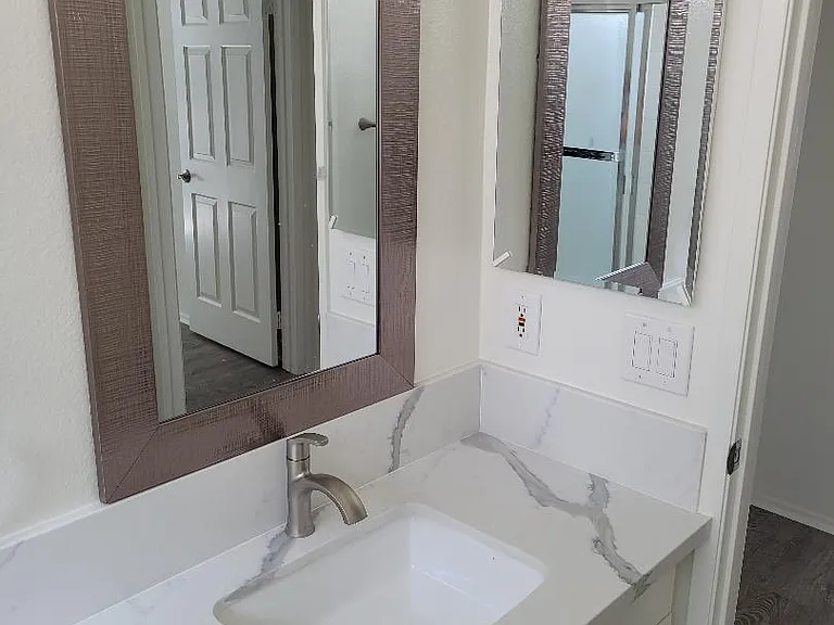 100 S Hayworth Ave #103 — Photo 12