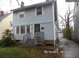 1936 Staunton Rd, Cleveland Heights, OH 44118