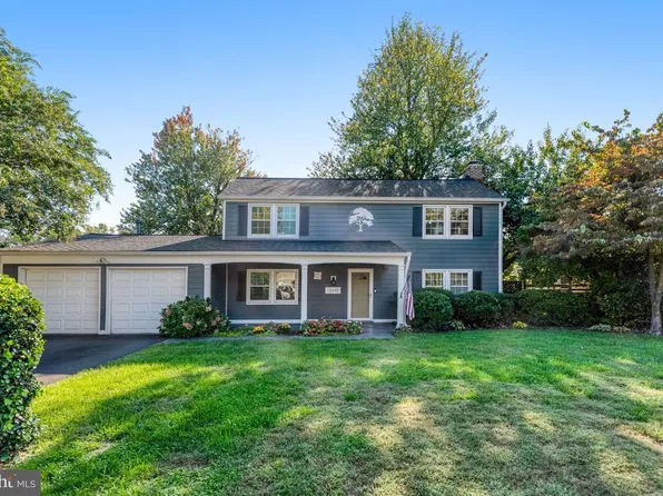 13217 Point Pleasant Dr, Fairfax, VA 22033
