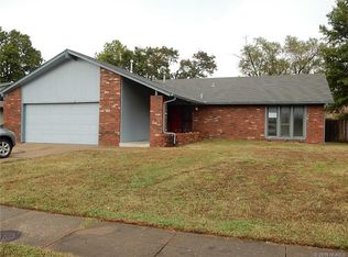 12229 E 39th St S, Tulsa, OK 74146